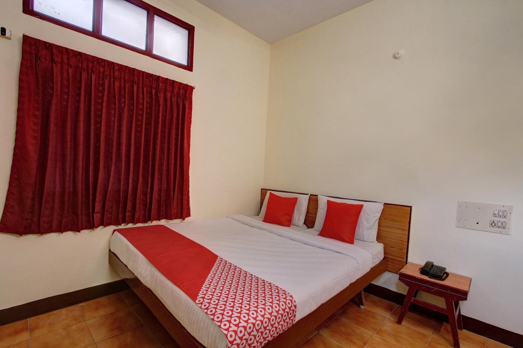 Hotel O Radhakrishna Maduráj Kültér fotó